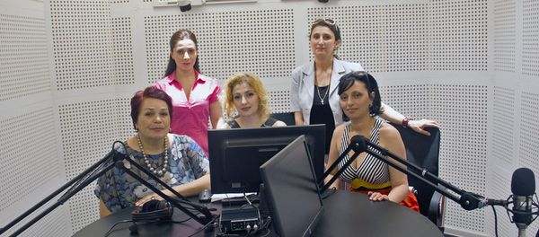 Ирина Цатурян в гостях у радио Sputnik Армения - Sputnik Արմենիա