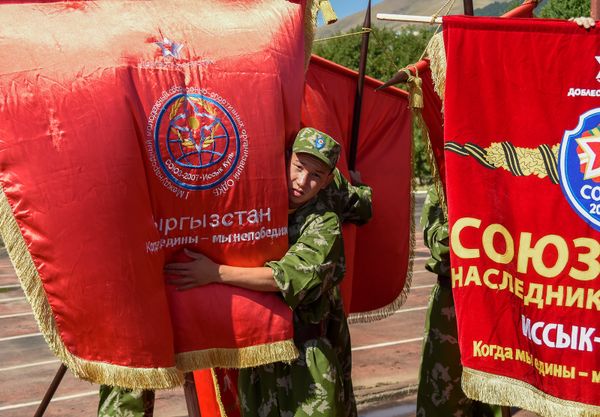 Военно-спортивный сбор “Наследники Победы” в Армении Военно-спортивный сбор “Наследники Победы” в Армении - Sputnik Армения
