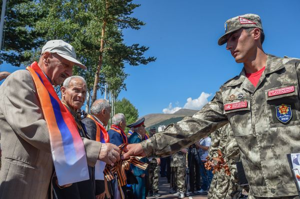 Военно-спортивный сбор “Наследники Победы” в Армении Военно-спортивный сбор “Наследники Победы” в Армении - Sputnik Армения