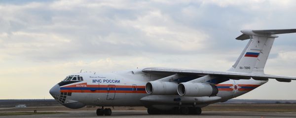Спецборт МЧС России доставил в Крым 300 мобильных электрогенераторов Спецборт МЧС России доставил в Крым 300 мобильных электрогенераторов - Sputnik Армения