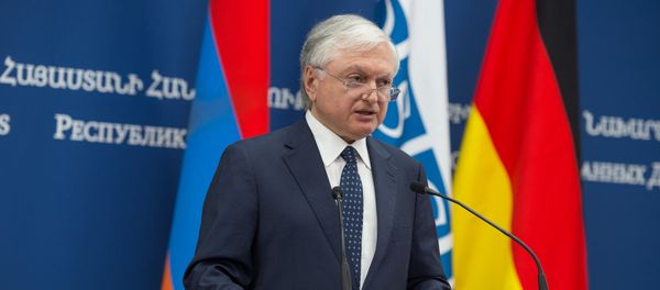 Министр иностранных дел Армении Эдвард Налбандян Министр иностранных дел Армении Эдвард Налбандян - Sputnik Армения