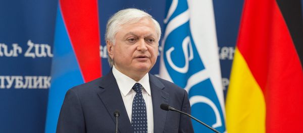 Министр иностранных дел Армении Эдвард Налбандян Министр иностранных дел Армении Эдвард Налбандян - Sputnik Армения