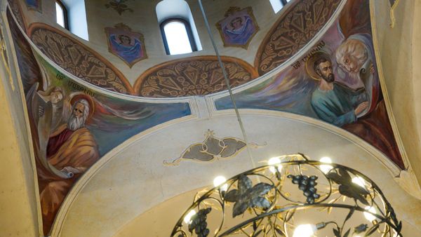 Внутреннее убранство церкви Святого Григория Просветителя в Риге. - Sputnik Армения