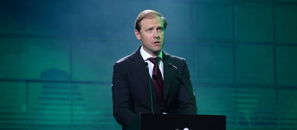 Министр промышленности и торговли РФ Денис Мантуров - Sputnik Армения