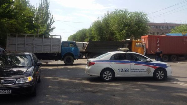 Полицейская машина - Sputnik Արմենիա