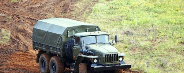 Грузовик Урал, архивное фото. - Sputnik Армения