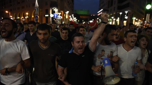 Шествие гражданских активистов в Ереване - Sputnik Армения