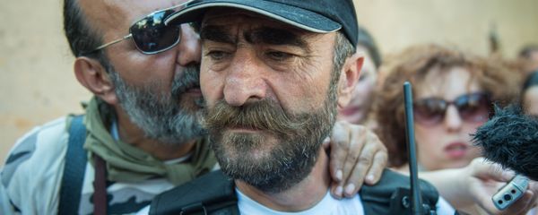 Члены вооруженной группы, захватившей здание полка ППС в Ереване. Павлик Манукян - Sputnik Армения