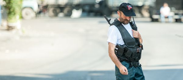 Члены вооруженной группы, захватившей здание полка ППС в Ереване. Павлик Манукян Члены вооруженной группы, захватившей здание полка ППС в Ереване. Павлик Манукян - Sputnik Армения