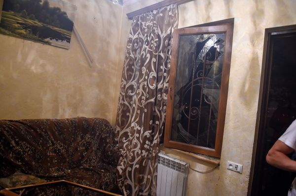 Пострадавшие входе разгона демонстрантов дома в Сари тахе Пострадавшие входе разгона демонстрантов дома в Сари тахе - Sputnik Армения