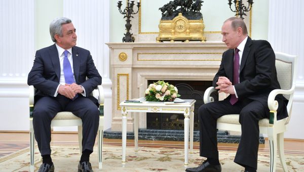 Президент РФ В. Путин встретился с президентом Армении С. Саргсяном - Sputnik Армения