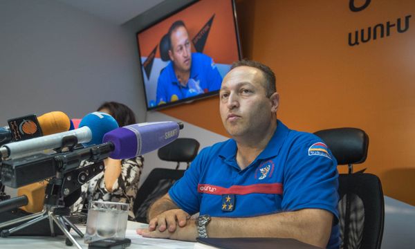 Начальник Центра кризисного управления МЧС Армении написал заявление об увольнении Начальник Центра кризисного управления МЧС Армении написал заявление об увольнении - Sputnik Армения