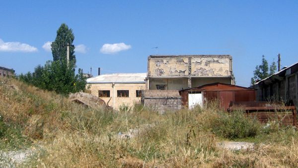 Дорога ведущая в школу единоборства в Гюмри Дорога ведущая в школу единоборства в Гюмри - Sputnik Արմենիա