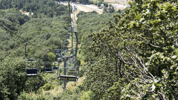Канатная дорога в Джермуке Канатная дорога в Джермуке - Sputnik Армения