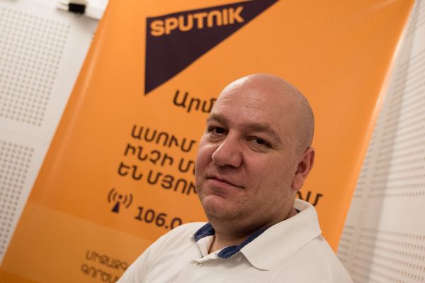 Вилен Хачатрян - Sputnik Արմենիա