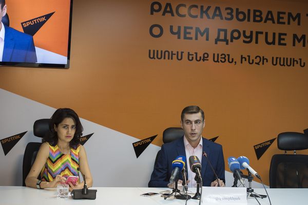 Գագիկ Սուրենյան - Sputnik Արմենիա