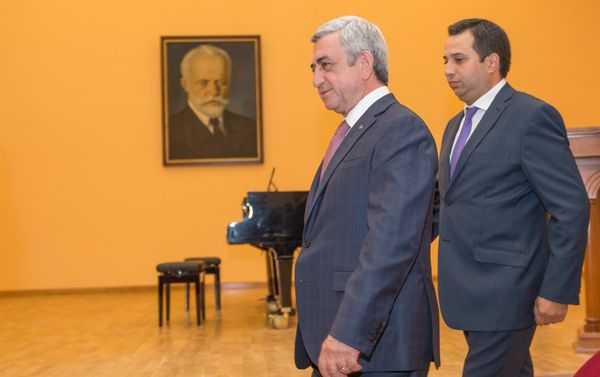 Президент Армении Серж Саргсян присутствовал на открытии отремонтированного здания музыкальной школы имени Чайковского - Sputnik Армения