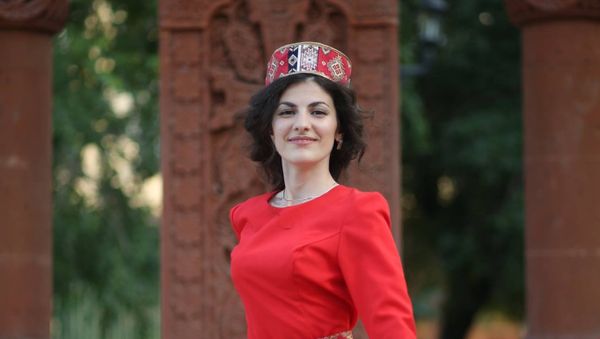 Мисс армянская красавица Астрахани Элина Григорьянц Мисс армянская красавица Астрахани Элина Григорьянц - Sputnik Армения