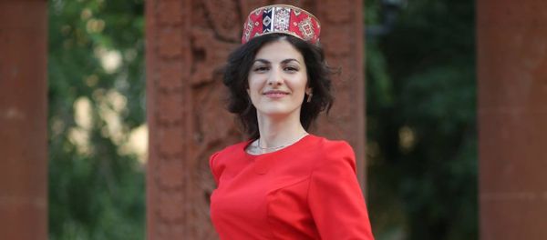 Мисс армянская красавица Астрахани Элина Григорьянц Мисс армянская красавица Астрахани Элина Григорьянц - Sputnik Армения