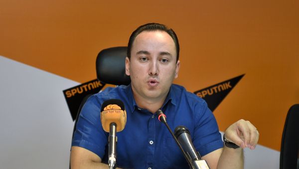 Джонни Меликян - Sputnik Армения