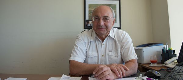 Вазген Манукян - Sputnik Արմենիա