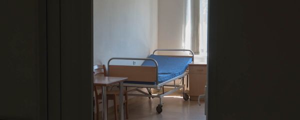 Больница. Больничная койка Больница. Больничная койка - Sputnik Армения