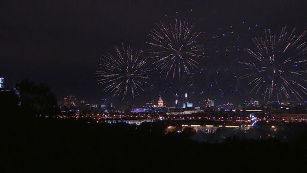 Спутник_Праздничный салют в честь Дня города в Москве - Sputnik Армения