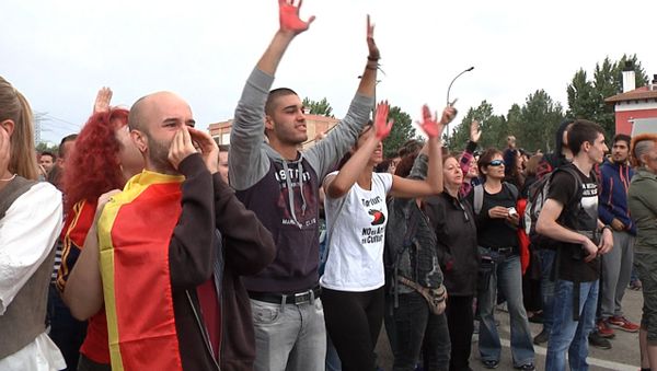 СПУТНИК_Убить или не убить быка: акция против отмены обычая Торо де ла Вега в Испании - Sputnik Армения
