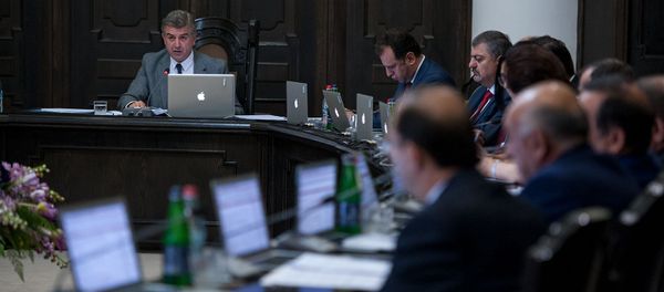 Карен Карапетян - Sputnik Արմենիա