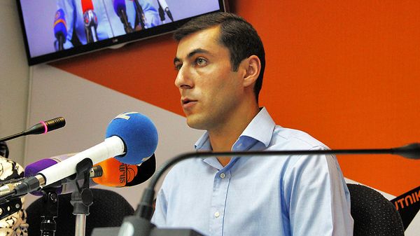 Гагик Суренян, замначальника отдела метеорологических прогнозов Армгидрометеослужбы - Sputnik Армения