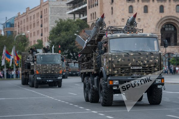 Репетиция парада к 25-й годовщине независимости Армении - Sputnik Армения