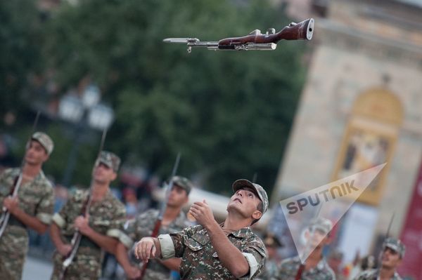 Репетиция парада к 25-й годовщине независимости Армении - Sputnik Армения
