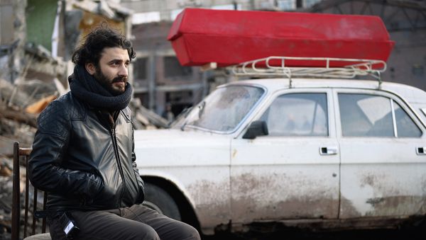 Режиссёр Сарик Андреасян во время съемок своего фильма Землетрясение в Москве. - Sputnik Армения
