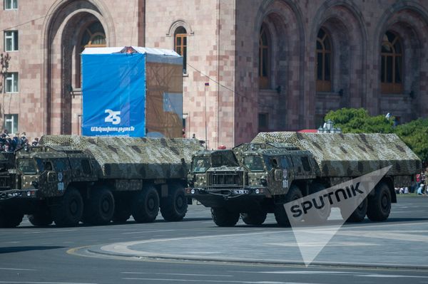 Торжественный Парад в честь 25-летия Независимости Республики Армения Торжественный Парад в честь 25-летия Независимости Республики Армения - Sputnik Армения