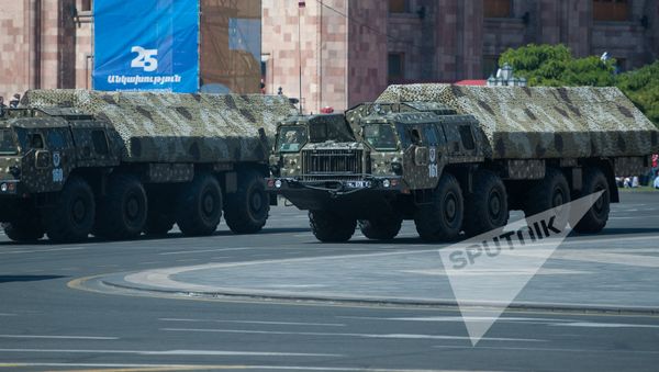 ОТРК Искандер в Ереване - Sputnik Армения