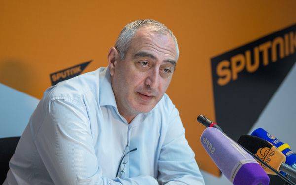 Карен Кочарян Карен Кочарян - Sputnik Армения