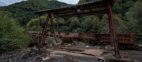 Заброшенный рудник по добыче меди города Ахтала - Sputnik Արմենիա