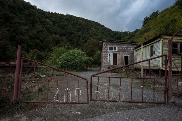 В результате раскопок было выявлено, что весь город Ахтала построен на рудниках. - Sputnik Армения