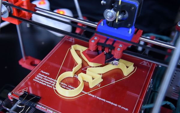 3D-принтеры представленные OgmentAr  на DigitecExpo в Ереване - Sputnik Армения