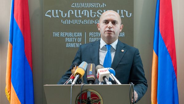 Армен Ашотян - Sputnik Արմենիա