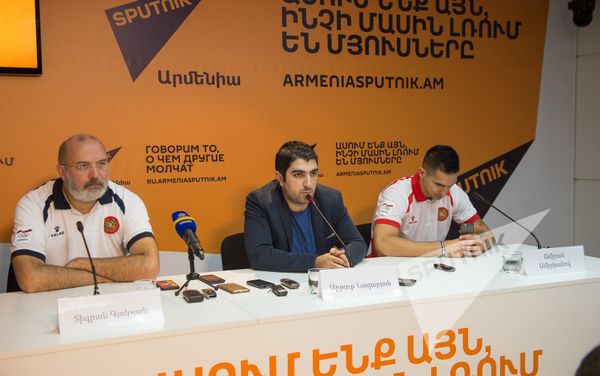Пресс-конференция представителей баскетбольного клуба Урарту Пресс-конференция представителей баскетбольного клуба Урарту - Sputnik Армения