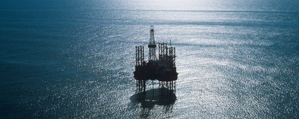Плавучая буровая установка Ока в Охотском море - Sputnik Армения