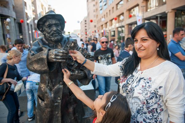 Прогулка по Еревану: встреча нового и старого в рамках 2798-летия “Эребуни-Ереван” - Sputnik Армения