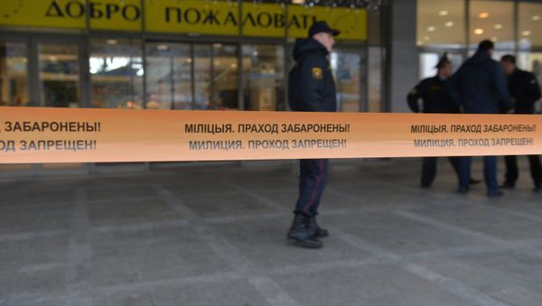 Место убийство оцеплено милицией - Sputnik Армения