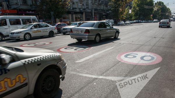 Дорожное движение, улица. - Sputnik Армения