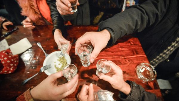 Посетители бара - Sputnik Армения