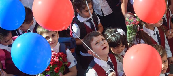 Первый раз в первый класс Первый раз в первый класс - Sputnik Армения