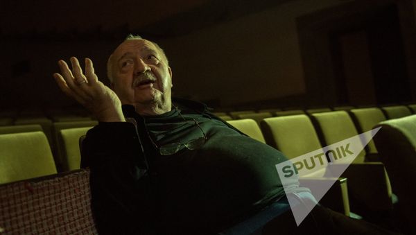 Роберт Стуруа - Sputnik Արմենիա