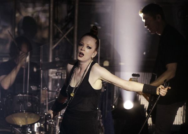 Вокалистка рок-группы Garbage Ширли Энн Мэнсон Вокалистка рок-группы Garbage Ширли Энн Мэнсон - Sputnik Армения