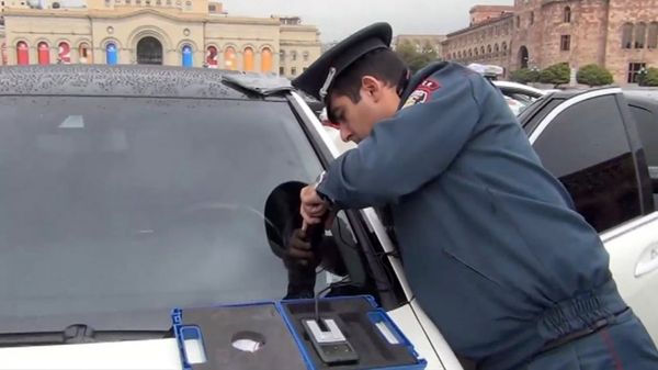 Тонированные стекла автомобилей - Sputnik Армения